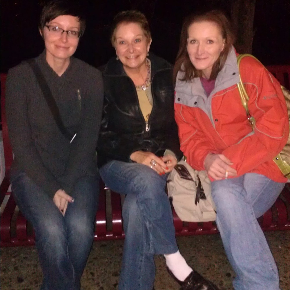 Meet your Posher, Leslie